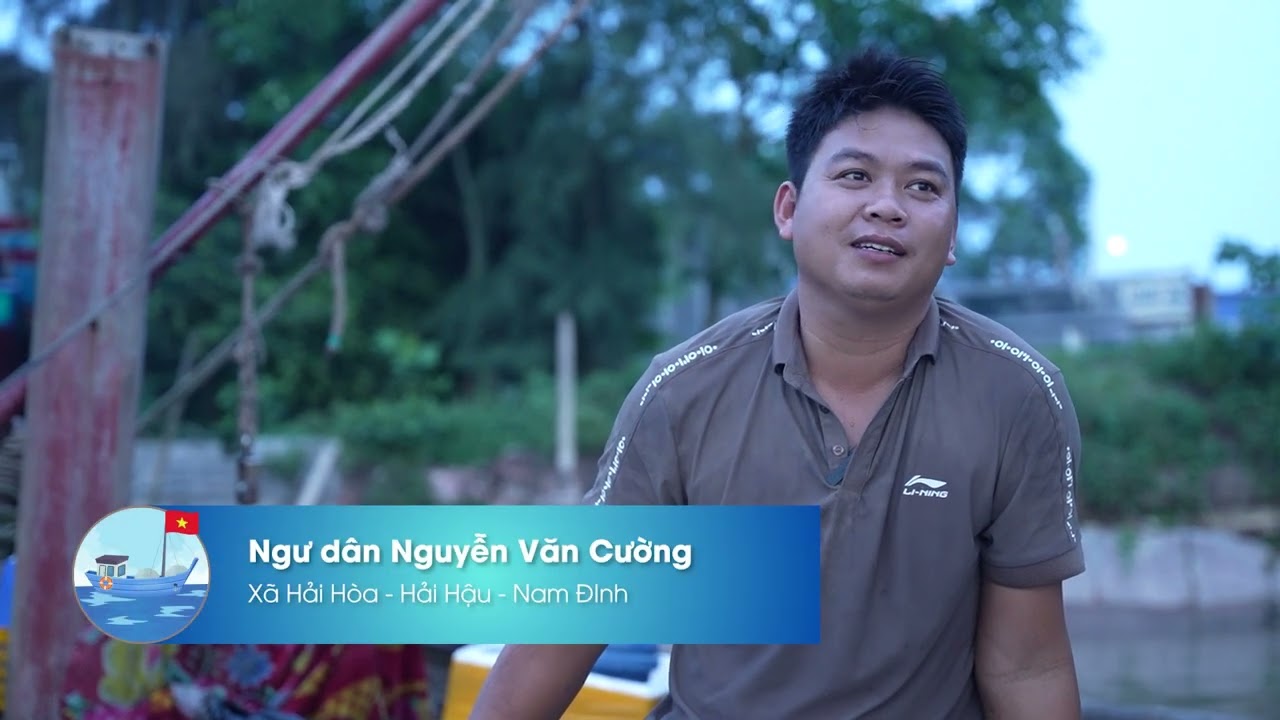 Tổ Quốc trên mũi thuyền