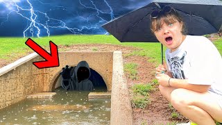 THE LEGEND of the RAIN MAN-URBAN LEGENDS and SCARY STORIES with Fun and Crazy Kids