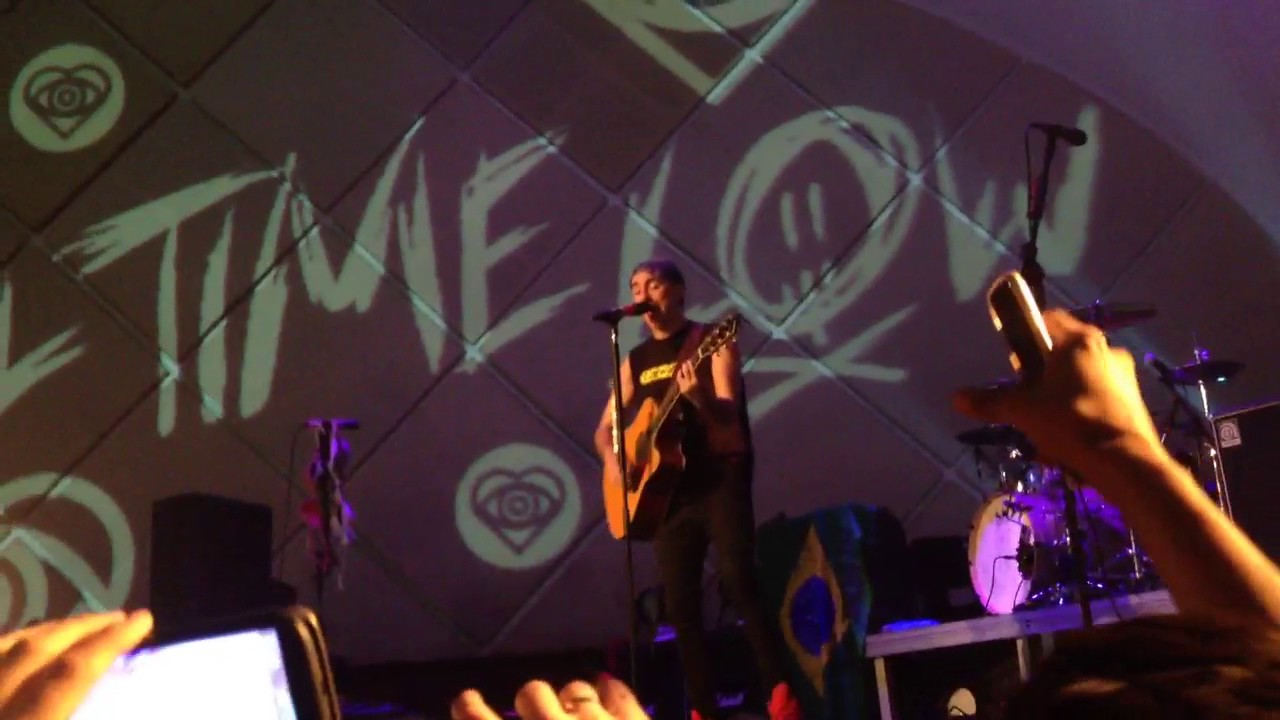 All Time Low - Therapy live at Sao Paulo 11/09/15 - YouTube