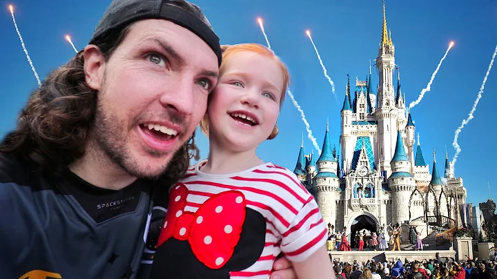 ADLEY explores DiSNEY WORLD!! having fun in the pa...