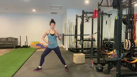 Rotational lunge and press breakdown