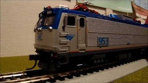 Review,  Atlas Ho Scale Aem 7 with Esu Loksound Review