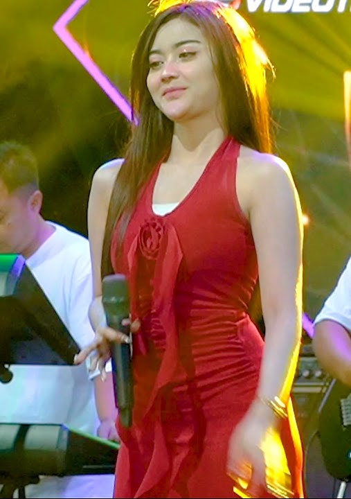 CANTIK MEMPESONA TIARA AMORA  - D'GAZZ MUSIC  #dangdut #dangdutkoplo #hiburansegar #masukberanda