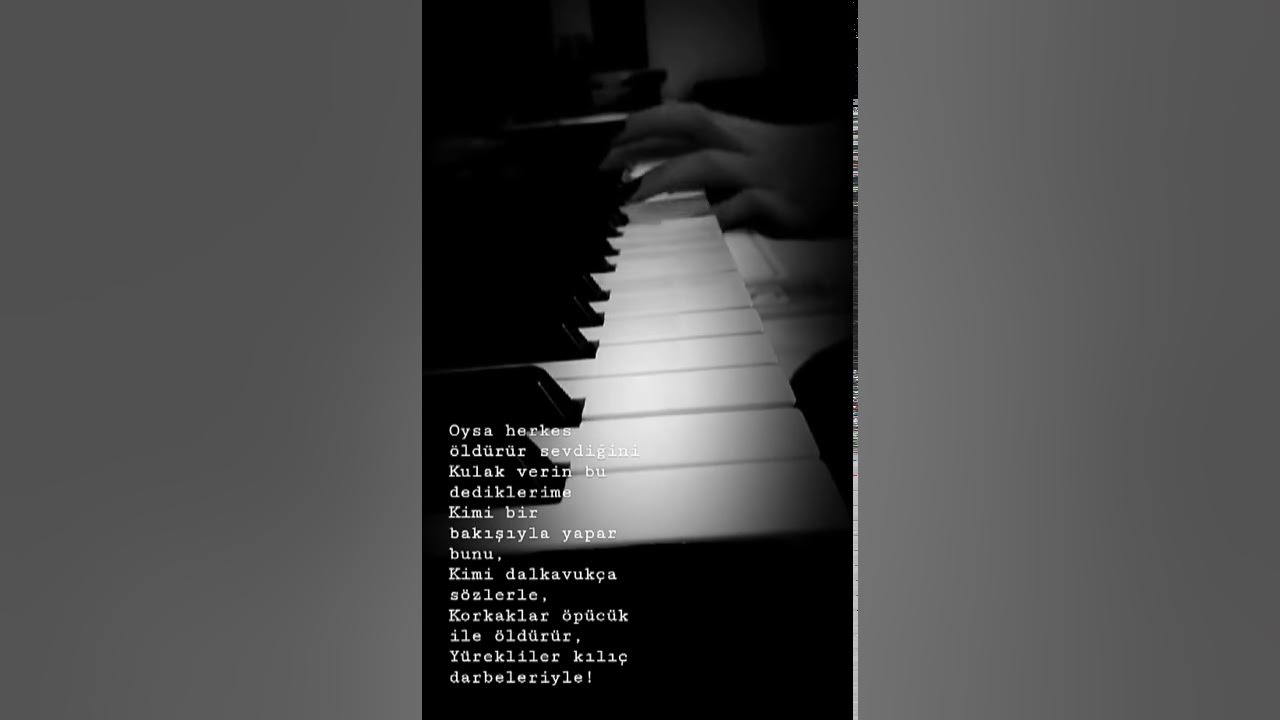 Oysa herkes öldürür sevdiğini.. Oysa herkes öldürür sevdiğini..