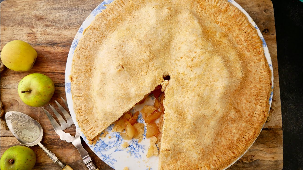 Classic apple pie 
