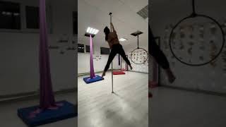 Pole dance. Полденс. Танец на пилоне. Пилон. Связка на пилоне.