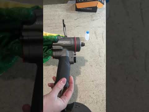 Первый пуск пневматического ударного гайковерта рекомендованный производителем.