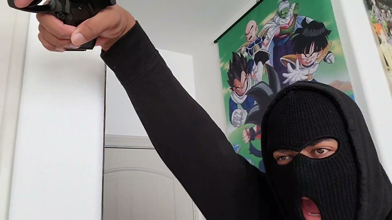 Robbing someone at the wrong time, on YouTube