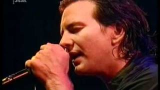Pearl Jam - Black (Live Nurnberg '00)