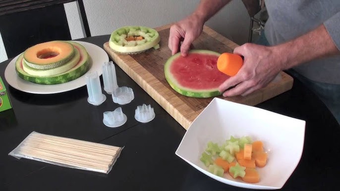 Øjeblik En smule neutral The Pop Chef Fruit Cutter: The Giz Wiz 1444 - YouTube