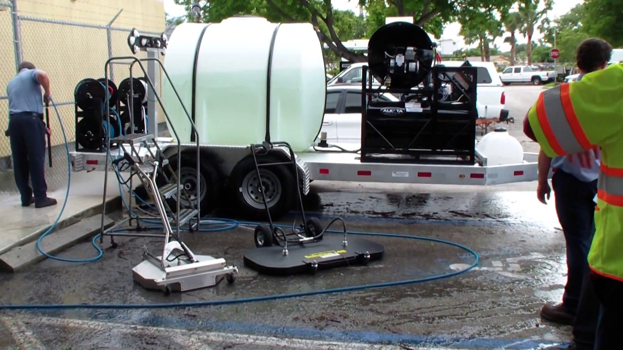 3000 PSI 10.2 GPM Alkota hot water pressure washer trailer, training