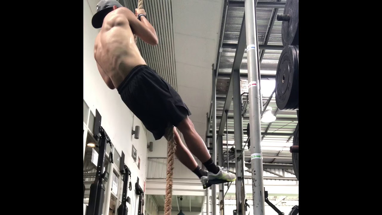 Stagger Rope Pull Ups 20/20 YouTube