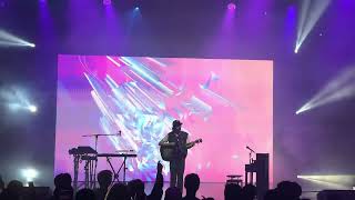 Porter Robinson  Everything Goes On (Live in Singapore)