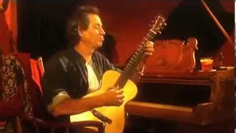 Keith richards blues lesson...