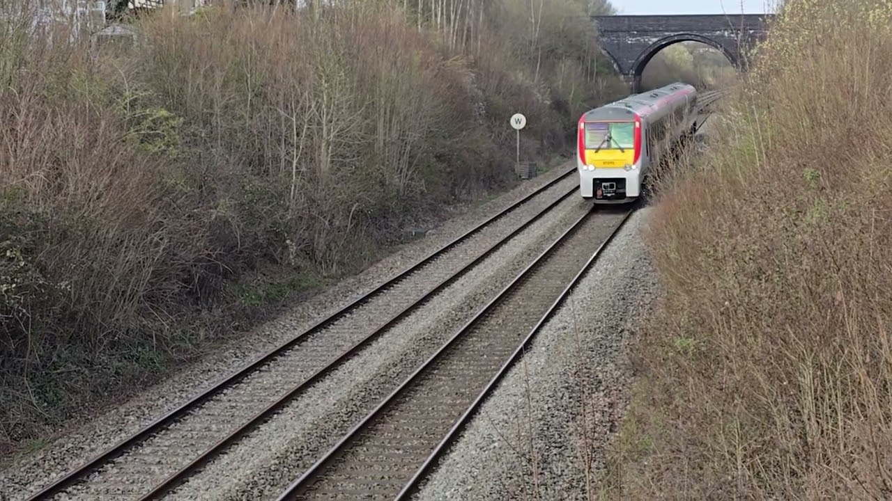 NIAS HFZ 2528 Mercedes Benz Sprinter Emergency Ambulance On A Blue Light Run - YouTube Auto PHP Script