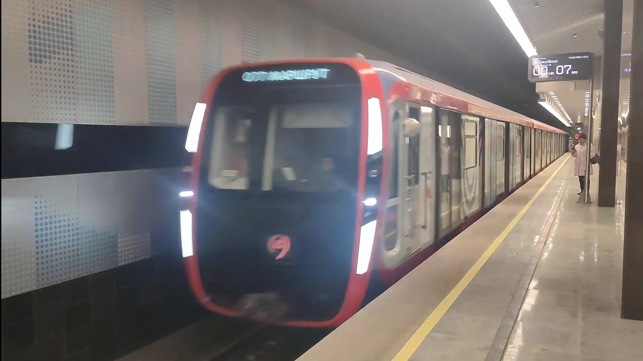 (11) Большая кольцевая линия метро. Аминьевская (По часовой стрелке)