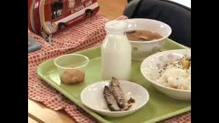 Elementary School Life in Japan - School Meals
