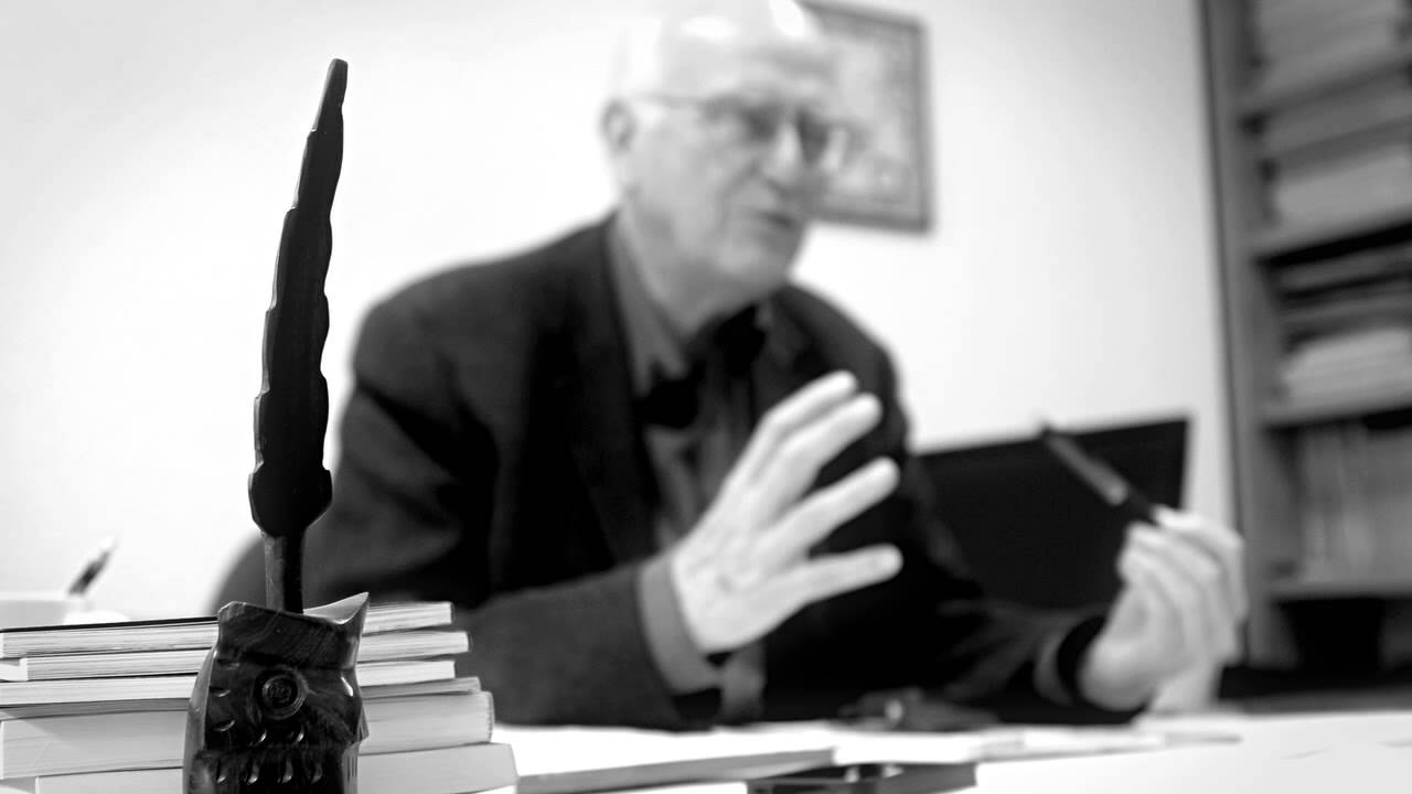 Roger Bartra (Ciudad de México,1942) Correo del Libro - Educal video to gif