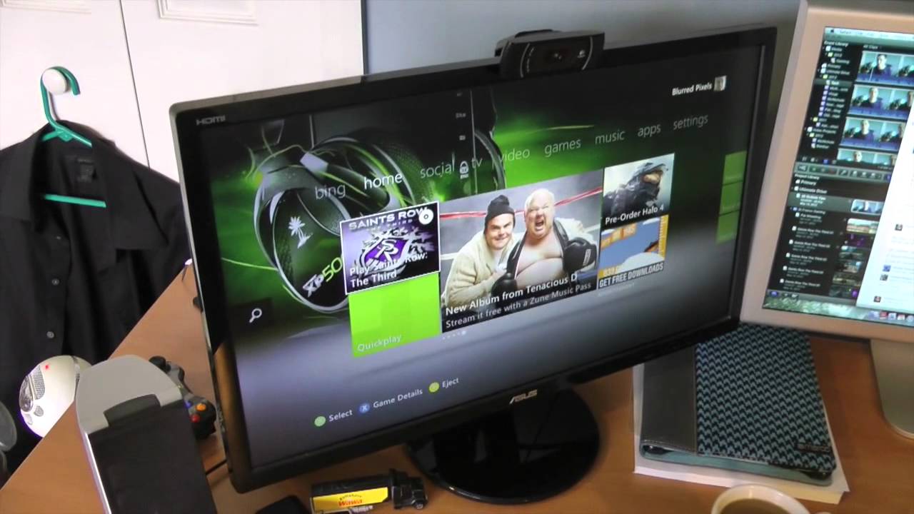 Tour of a Geek's Desk: Spring 2012