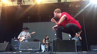 Video thumbnail of "Chamber Of Reflection - Mac Demarco (Live)"