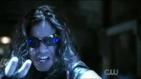 The Flash 3x20 - The Flash and Vibe vs Killer Frost