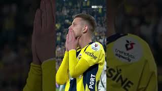 Sebastian Szymanskinin Kafa Vuruşu Direğe Takılıyor Çe