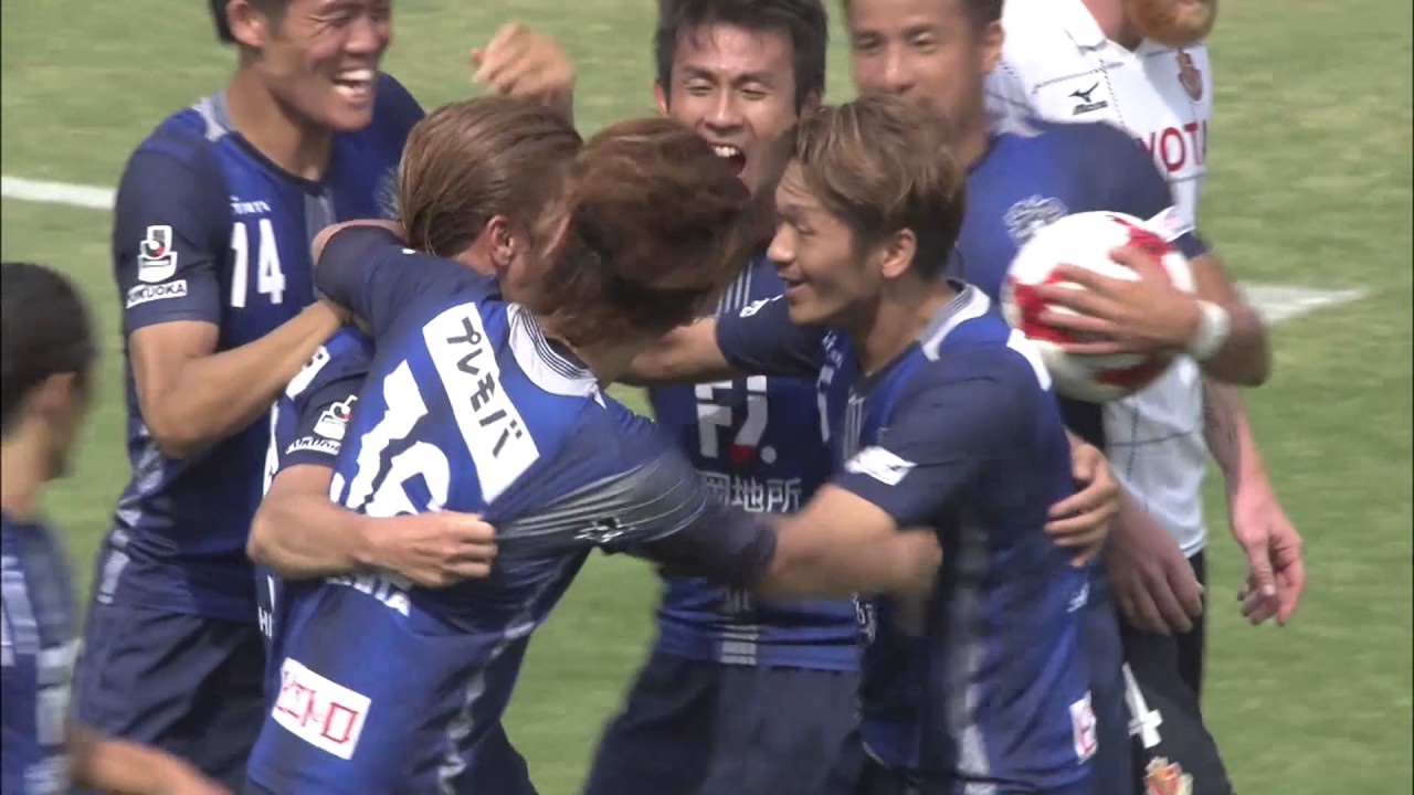 ラフプレーを減らすには 柏mf 戸嶋選手の負傷から考えるルールとレフェリング グラぽ ラフプレーを減らすには 柏mf 戸嶋選手の負傷から考えるルールとレフェリング グラぽ