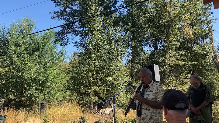 Arnold Cleveland Speaking and offering a flute pra...
