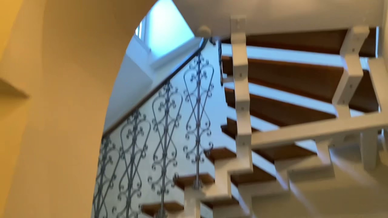 1982 Kleindienst Aufzug in Wohnhaus in münchen Thierschstraße