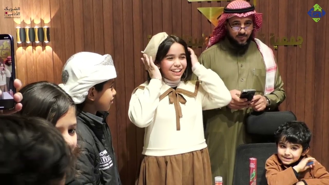 فعالية رسم  شخصيات رواية الأطفال للموهبة الناشئة أجوان البلوي