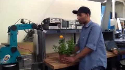 UC Berkeley | Mechanical Engineering 135 | Vision-Controlled Robot Arm Motion