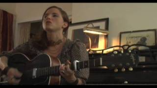 Video thumbnail of "MOGtv: Live: Jolie Holland Sings "Mexico City""