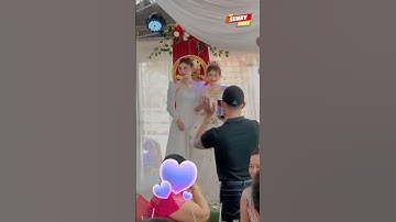 Cặp đôi LGBT nữ xinh đẹp tổ chức đám cưới gây sốt khắp MXH