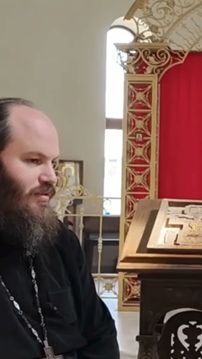 Священник Павел Островский рассказывает о распорядке своего "рабочего ...
