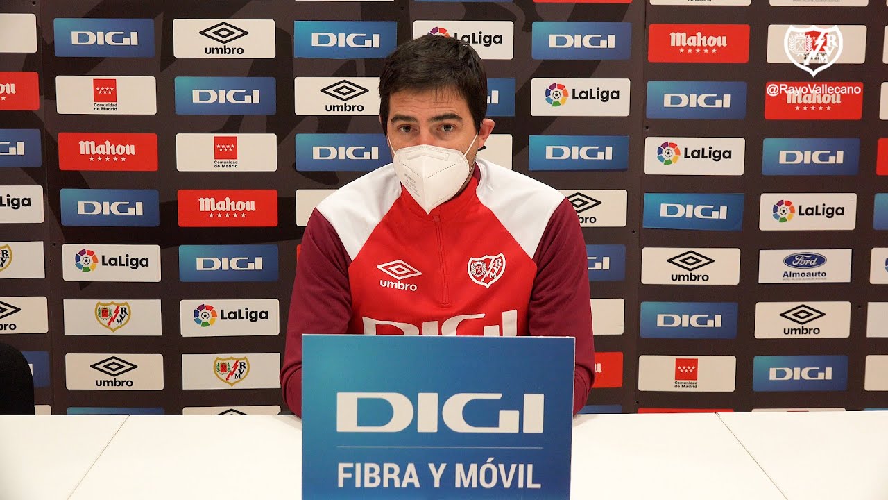 Iraola en la previa del Girona - Rayo de Copa del Rey - YouTube