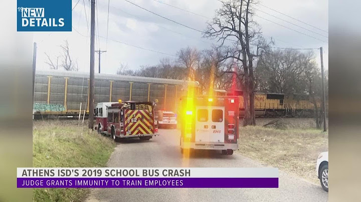 Judge grants immunity to Union Pacific in Athens bus crash