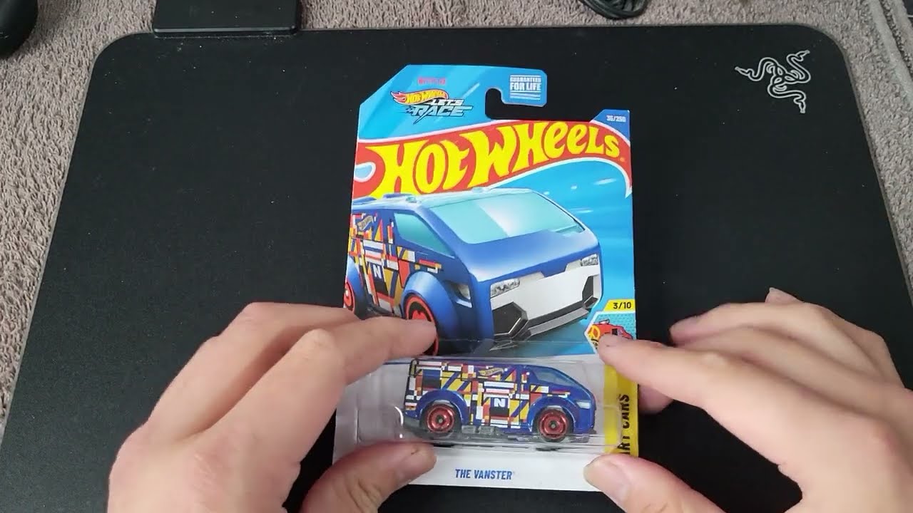 Hot Wheels The Vanster Unboxing. 