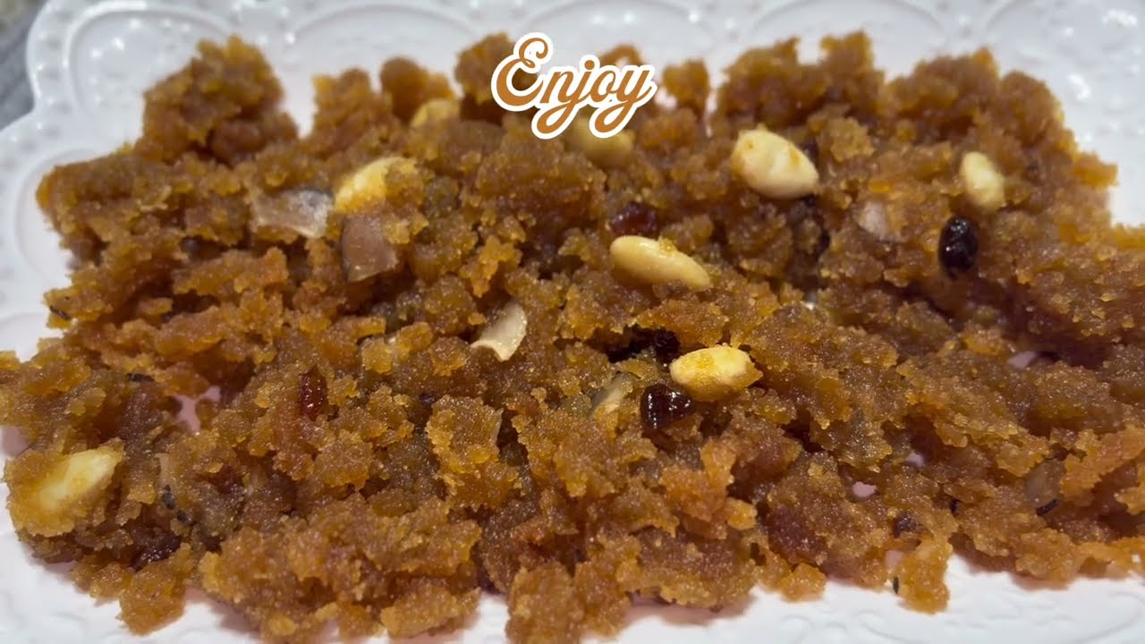Makhadi halwa with jaggery/ desi foods/ traditional Pakistani dish