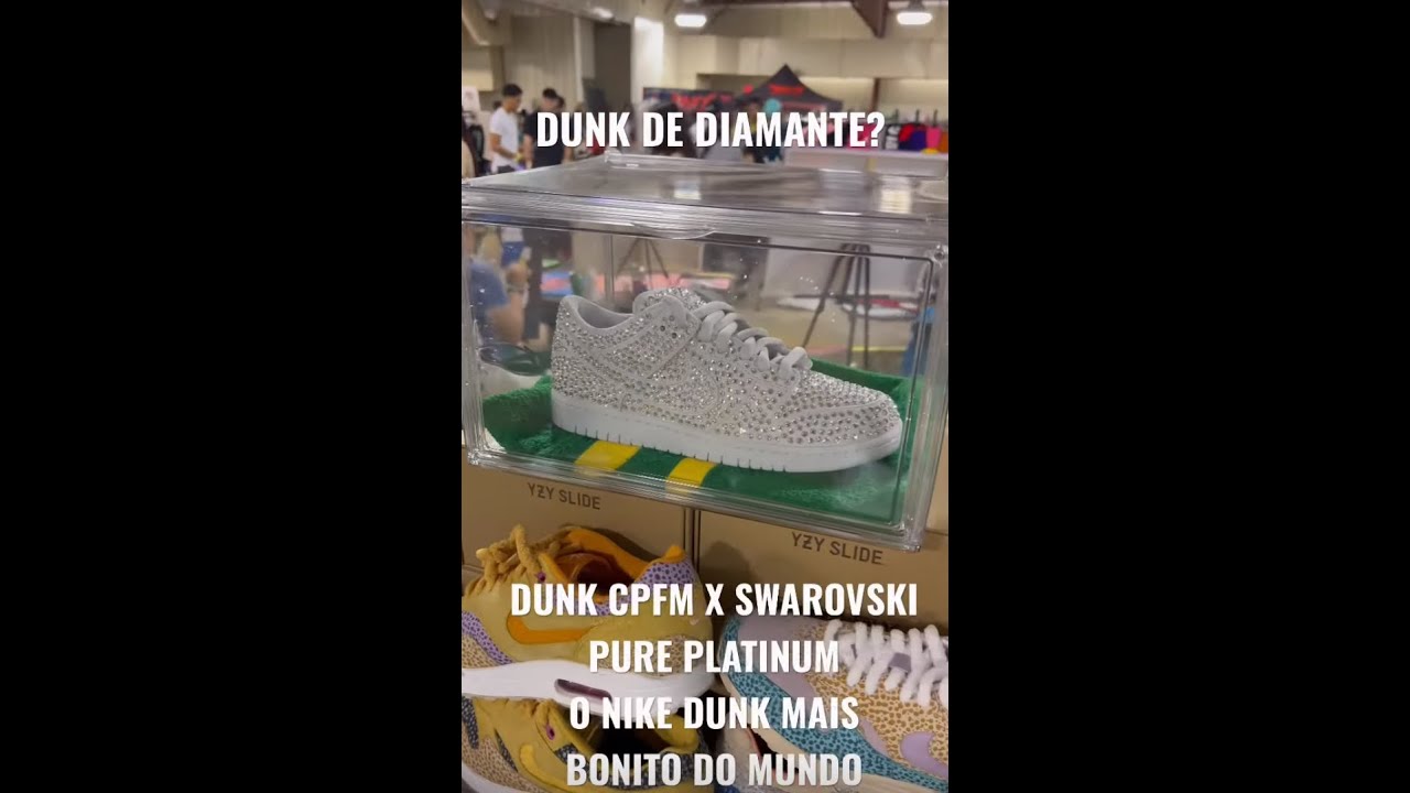 Dunk coberto de cristais da Swarovski. Esse é o Nike dunk low Cactus plant Flea Market 