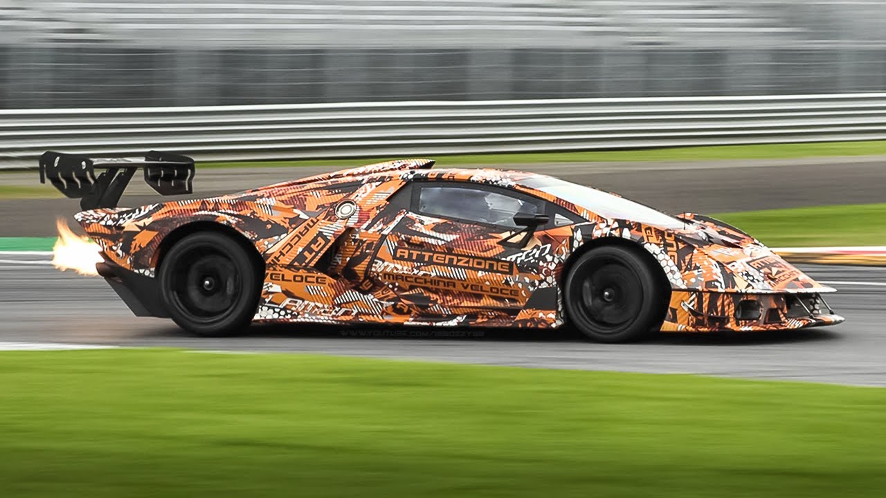 ⁣Lamborghini Essenza SCV12 testing at Monza: Warm Up, Accelerations & Pure V12 Sound!