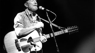 Pete Seeger - "L'Internationale" chords