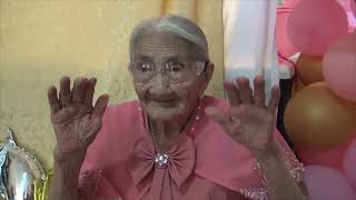 Salvadoreña cumple 105 años