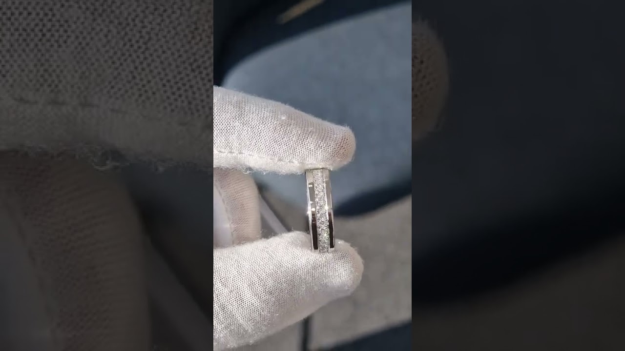 Men's Diamond Wedding Rings and Bands