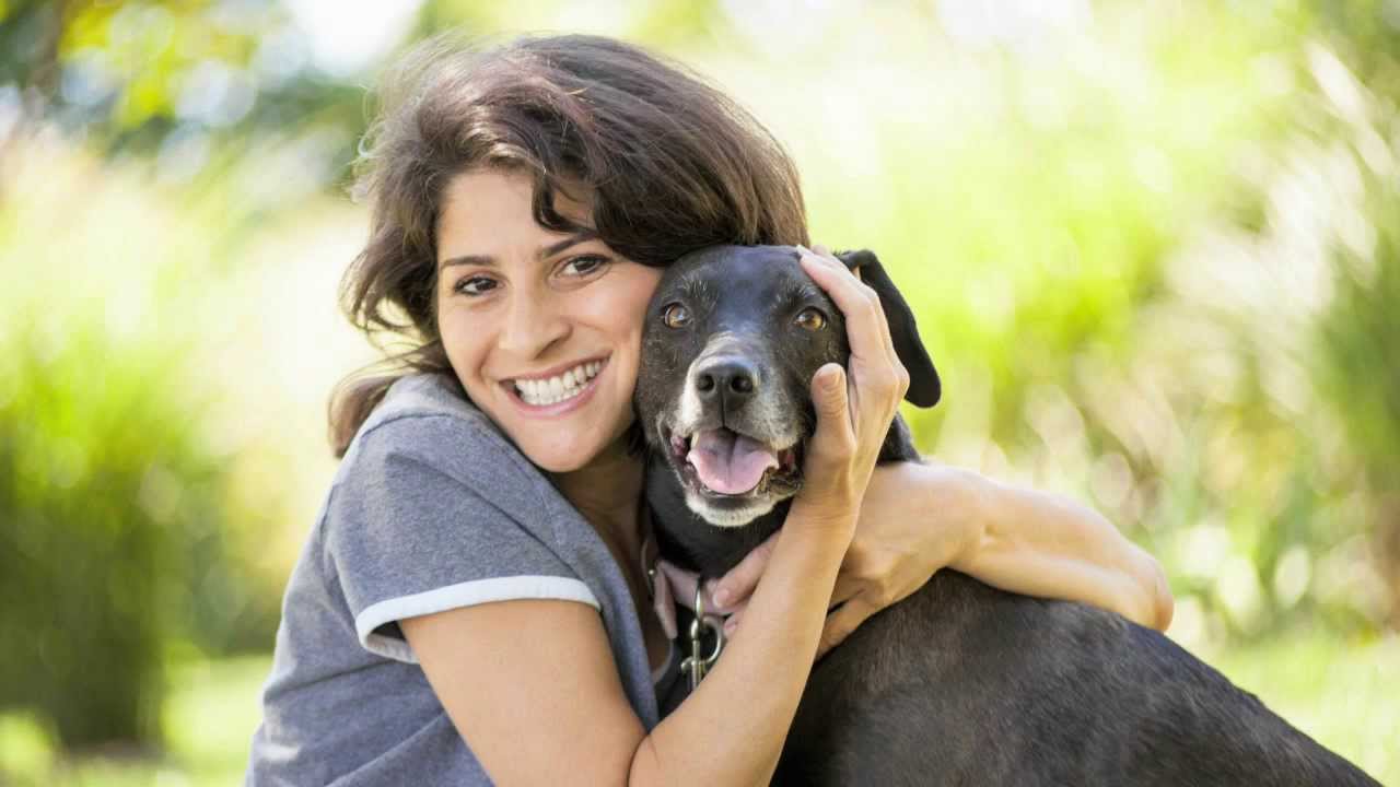 девушки и собаки прикольные. селфи двух собак. собаки тоже любят. собаки тоже любят. собаки me also me.