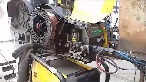 ESAB Warrior 500i Welding Machine