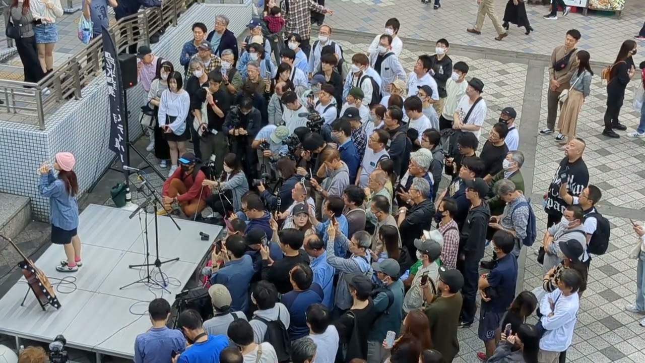 丸山純奈「横須賀中央（完全版）」2023.11.04　横須賀中央駅前ストリートライブ【声だけで人の心を震わせるシンガー／Mステ出演オーディション優勝の歌声は本物だった】