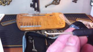 (120) New Stuff from "Sparrows"  Rare 1860 antique "Yale"  and vintage "Eagle pad locks 429 Vintage Eagle Lock Single Pinned Picked