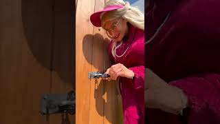 دعوة ممتعة: كيف تدعو صديقك للمشي بطريقة غير تقليدية!🤭🚶‍♂️✨