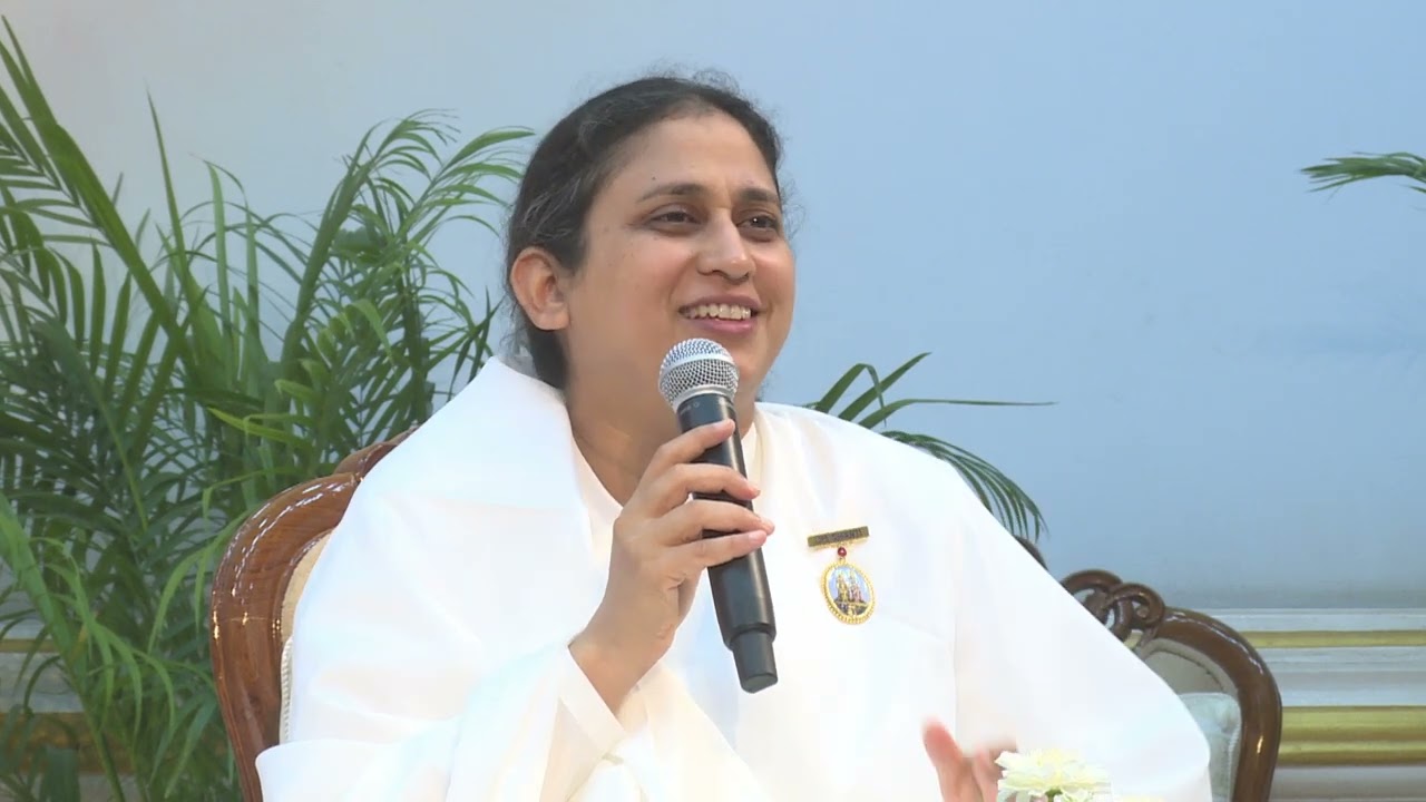 Class एकाग्रचित एवं एकांतप्रिय स्थिति द्वारा संस्कार परिवर्तन - BK Gopi Behen (London) @ ORC, Delhi