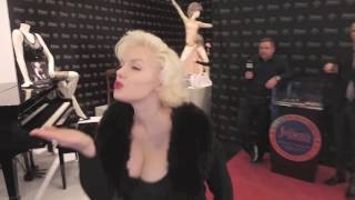 Julien's Auctions: ChadMichael Morrisette Marilyn Monroe's #MannequinChallenge